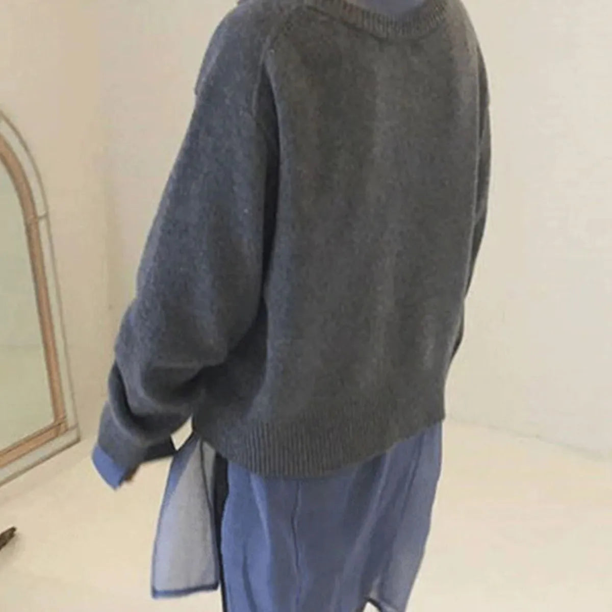 Women's Knitted Cardigan with Button Closure and Ribbed Cuffs