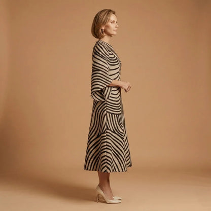 Women's Elegant Casual Midi Wedding Guest Dress with Round Neck