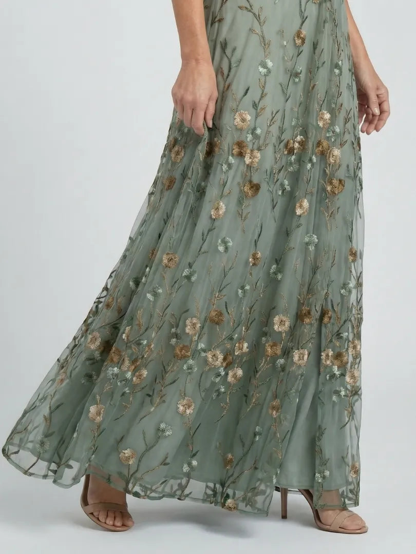 Women's Elegant Floral Maxi Wedding Guest Dress with V-Neck