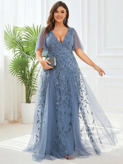Women's Elegant Flowy Maxi Wedding Guest Dress with V-Neck