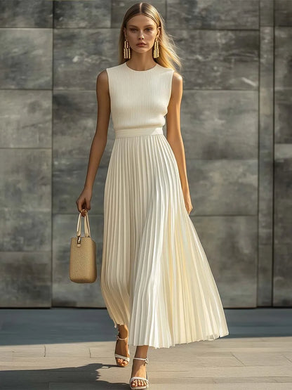 Women's Elegant Pleated Maxi Wedding Guest Dress with Crew Neck