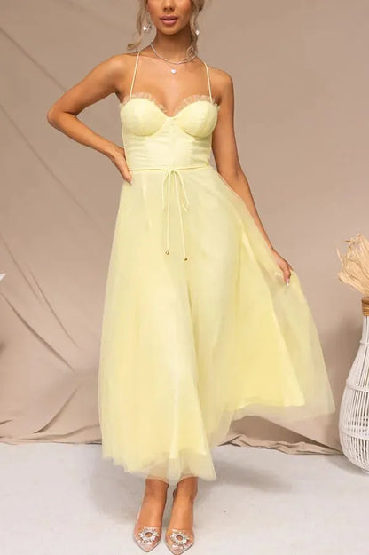 Women's Elegant Sleeveless Maxi Wedding Guest Dress with Sweetheart Neckline