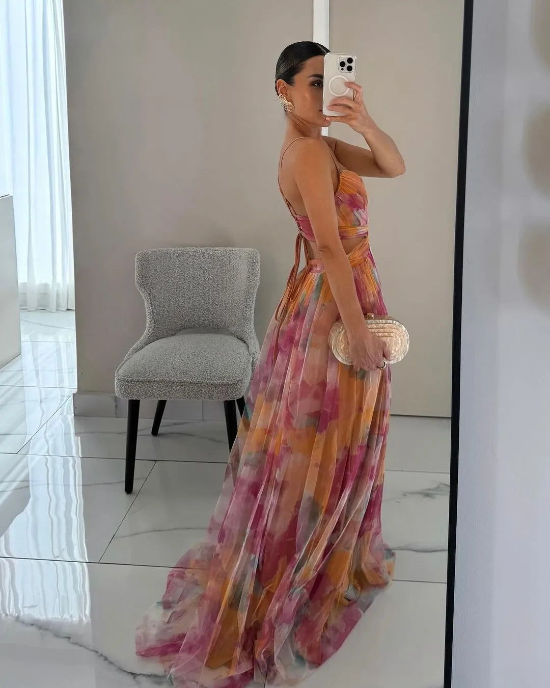 Women's Elegant Sleeveless Maxi Wedding Guest Dress with V-Neck