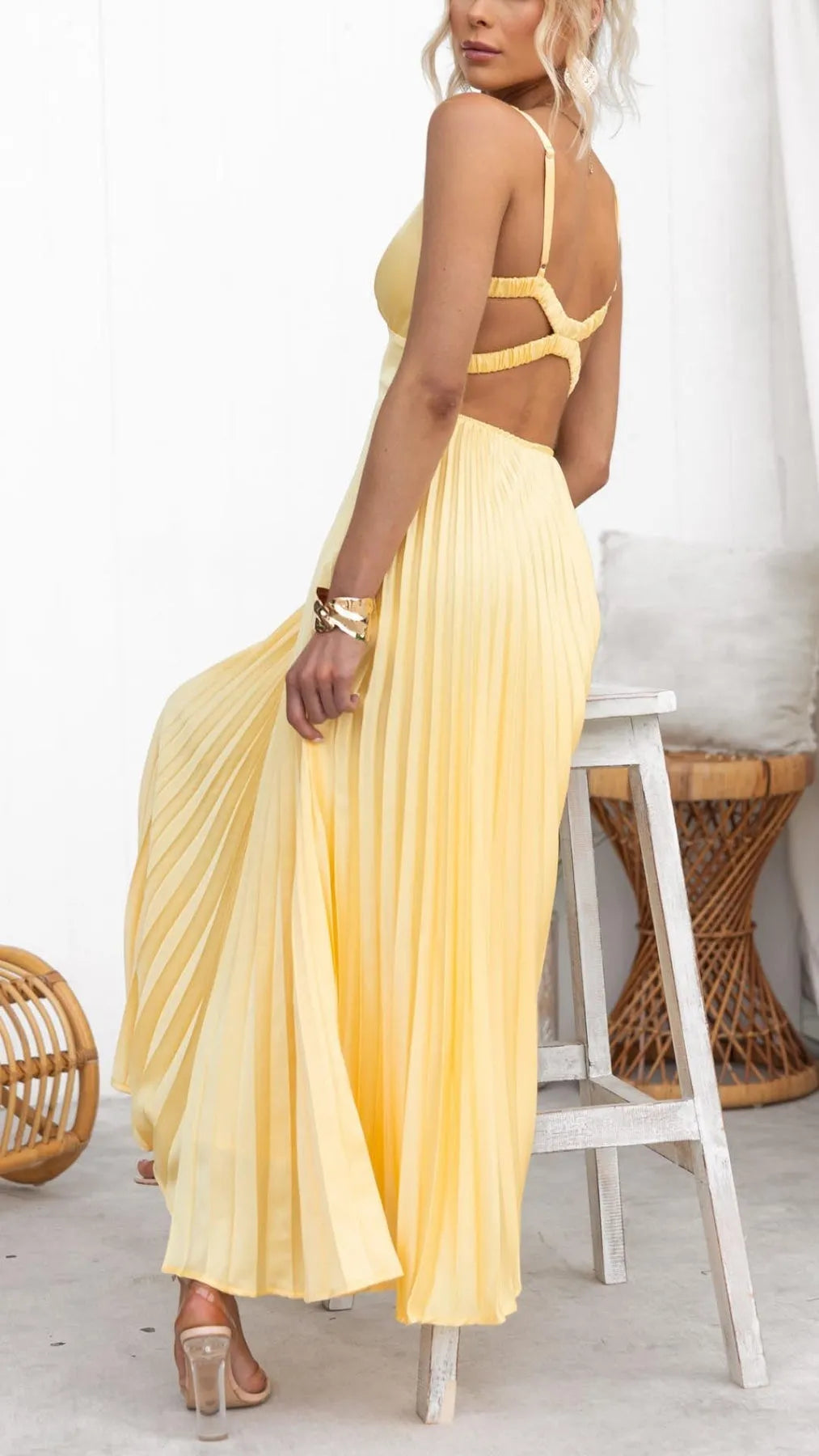 Women's Flowy Pleated Maxi Wedding Guest Dress with V-Neck