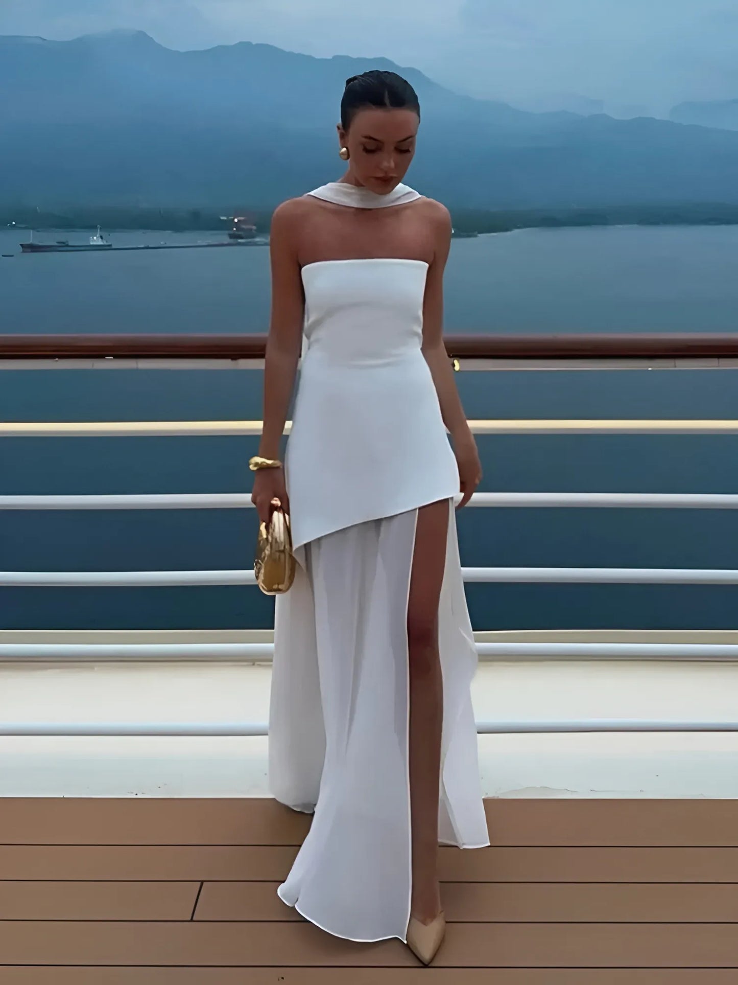 Women's Flowy Strapless Maxi Wedding Guest Dress with Slit