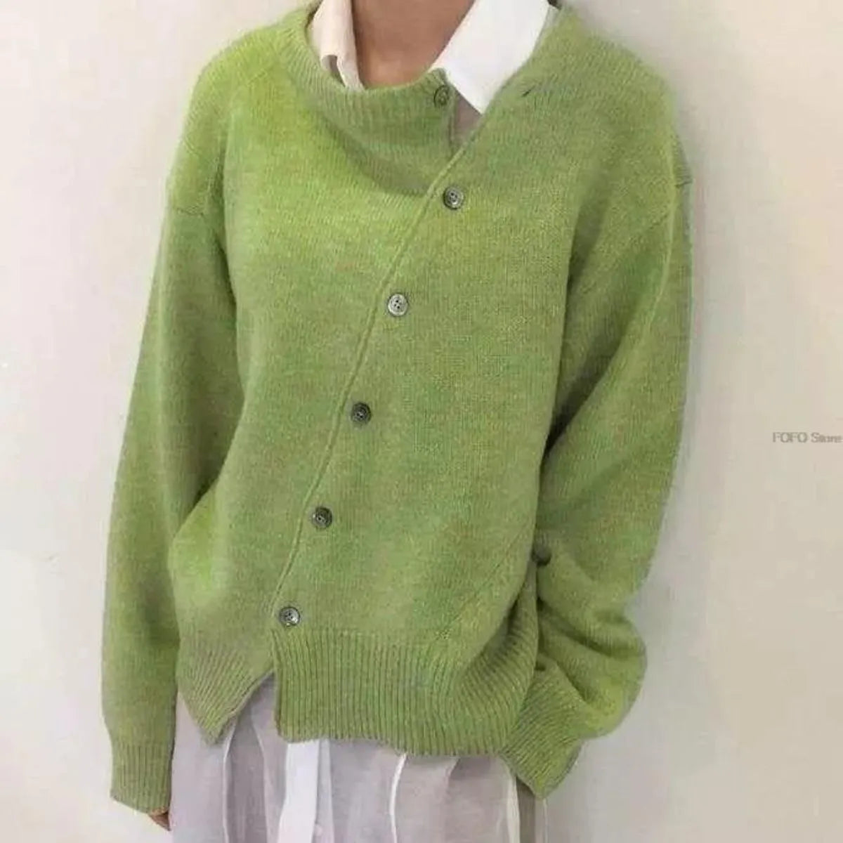 Women's Knitted Cardigan with Button Closure and Ribbed Cuffs