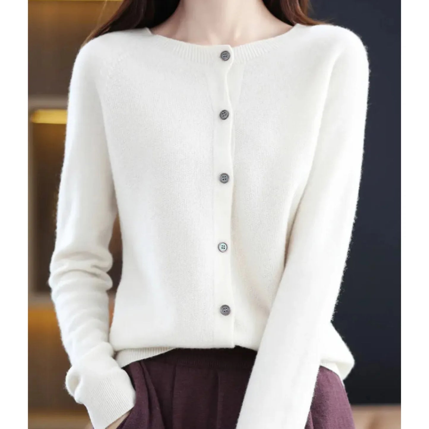 Women's Knitted Cardigan with Button Closure and Ribbed Hem