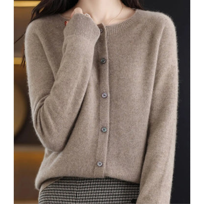 Women's Knitted Cardigan with Button Closure and Ribbed Hem