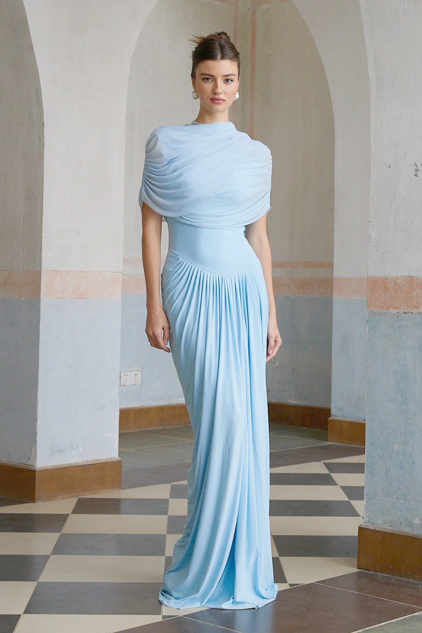Women's Pleated Elegant Maxi Wedding Guest Dress with Crew Neck