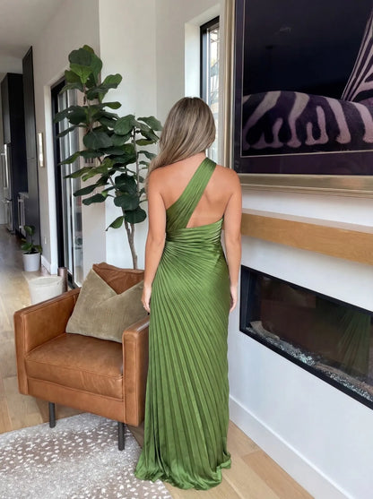 Women's Pleated Flowy Maxi Wedding Guest Dress with One Shoulder