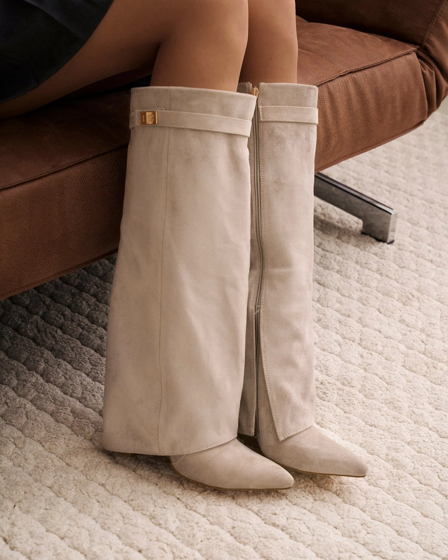 Women's Stylish Knee High Boots with Heeled Design