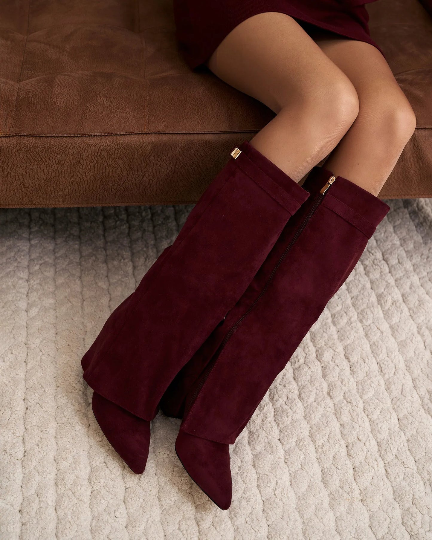 Women's Stylish Knee High Boots with Heeled Design