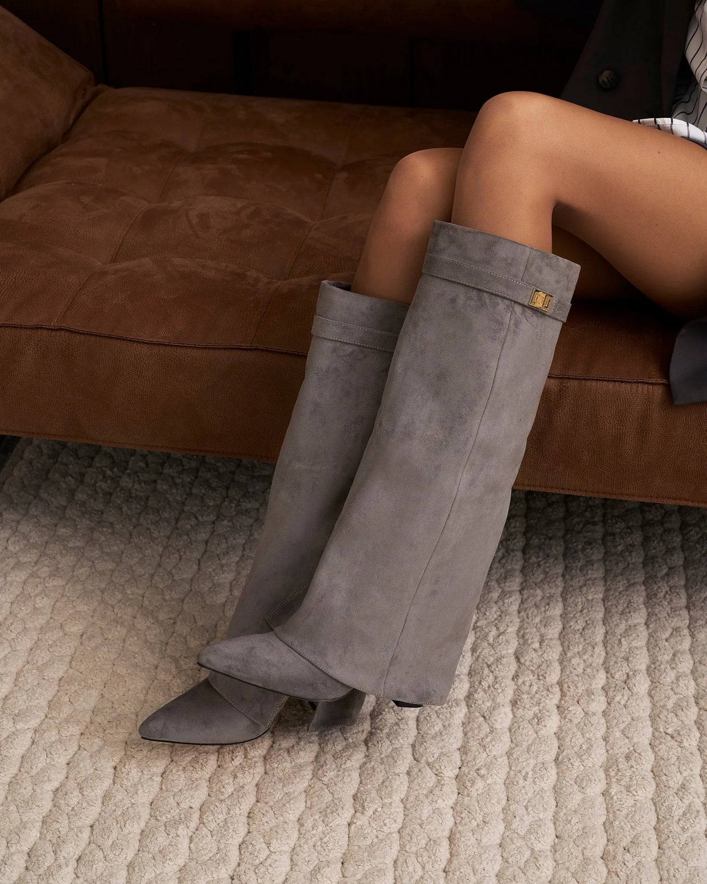Women's Stylish Knee High Boots with Heeled Design