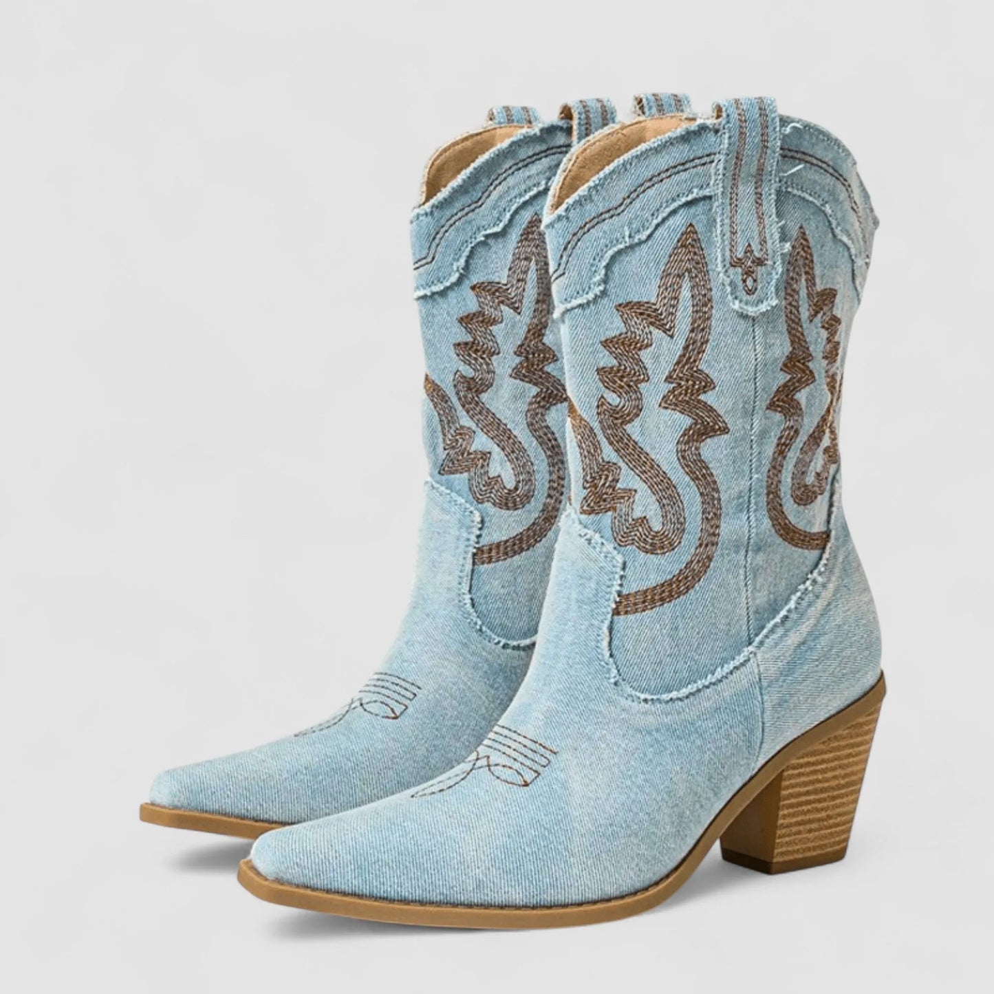Women's Wide Fit Stylish Boots with Block Heel